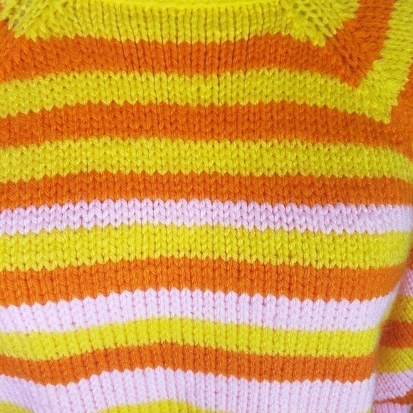 Womans Hand Knit Oversized Sweater Size M - Picture 8 of 10